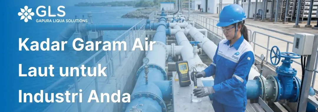 Ilustrasi pengukuran kadar garam air laut menggunakan TDS meter untuk sistem SWRO